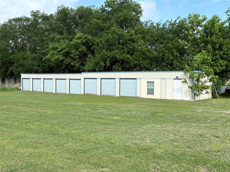 Primary Photo Of 373 Industrial Blvd, Point Self Storage For Sale