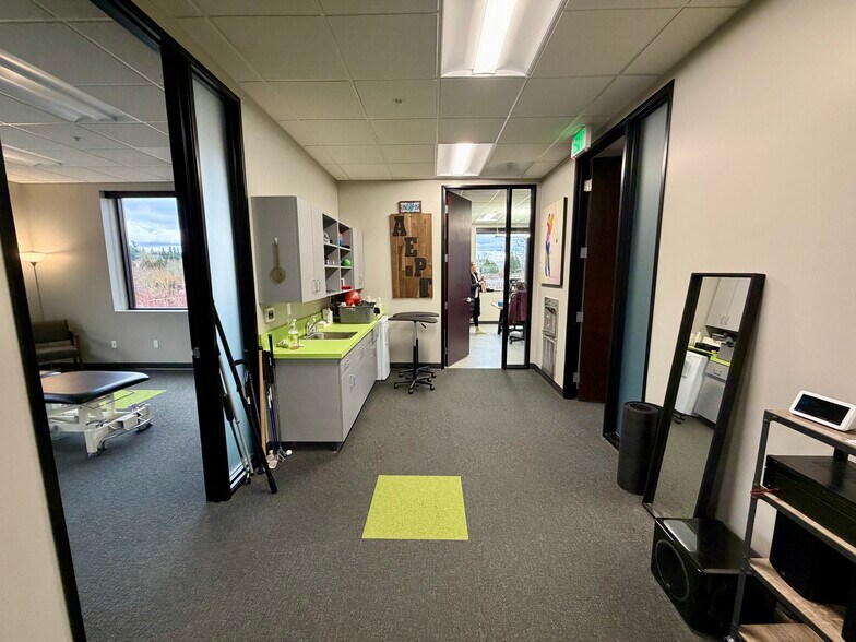 More Photos Of 19150 SW 90th Ave, Tualatin Medical For Lease