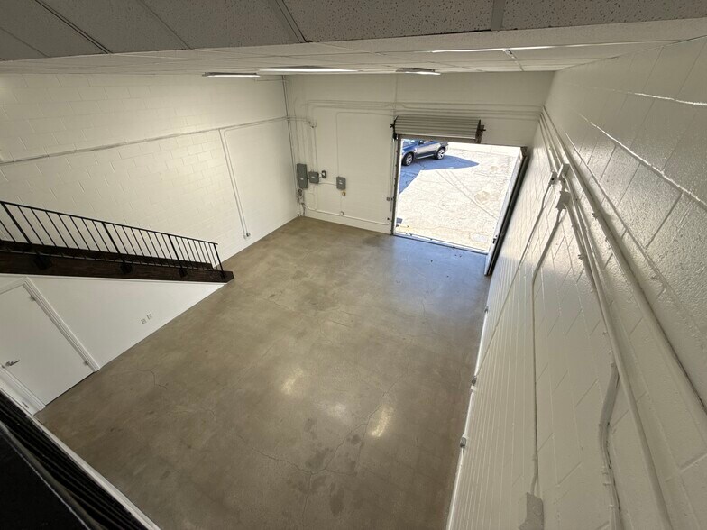 More Photos Of 2607 W Olive Ave, Burbank Office For Lease