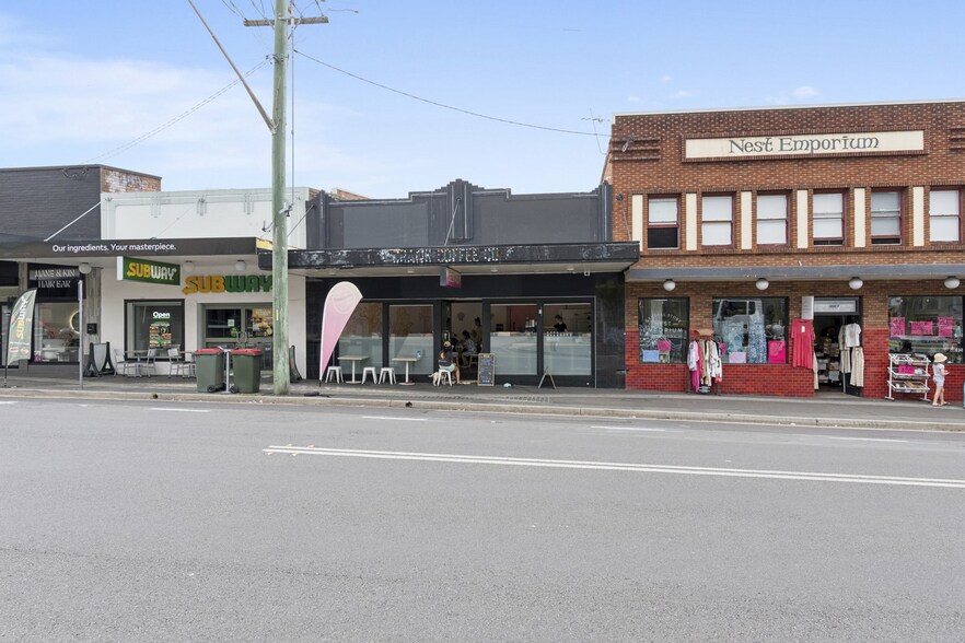 Primary Photo Of 285 Lawrence Hargrave Dr, Thirroul Restaurant For Lease