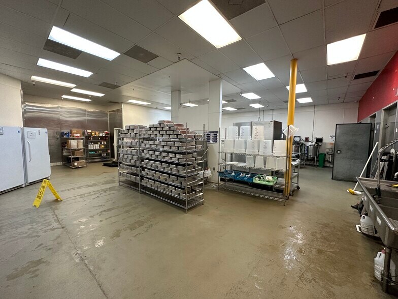 More Photos Of 1701 1st St, San Fernando Food Processing For Lease