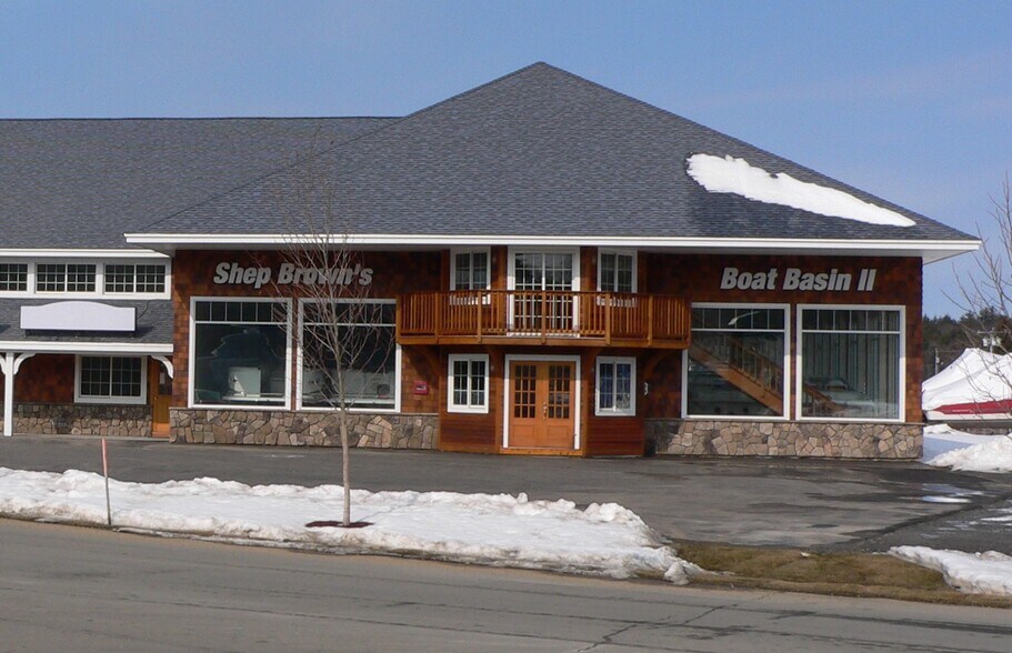More Photos Of 28 Weirs Rd, Gilford Storefront Retail Office For Lease