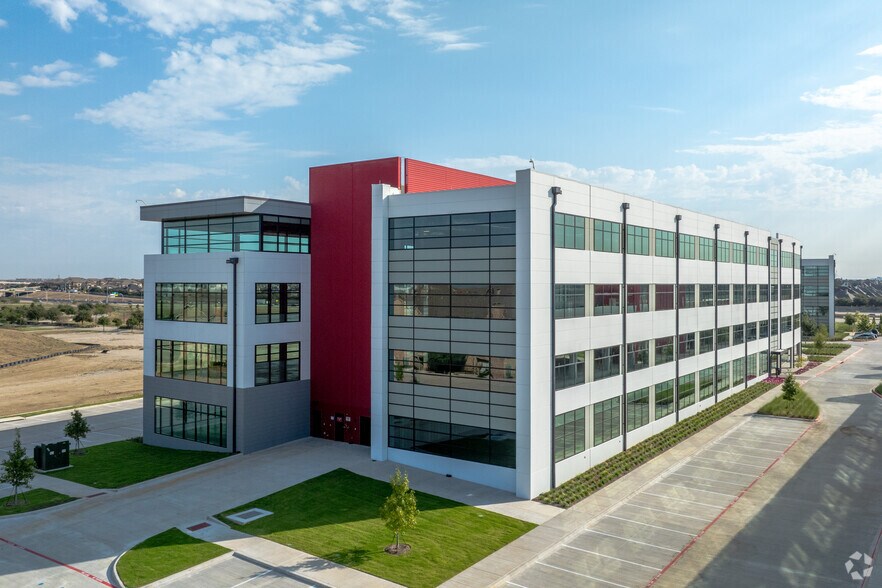 More Photos Of 1961 SH 121, Lewisville Unknown For Lease