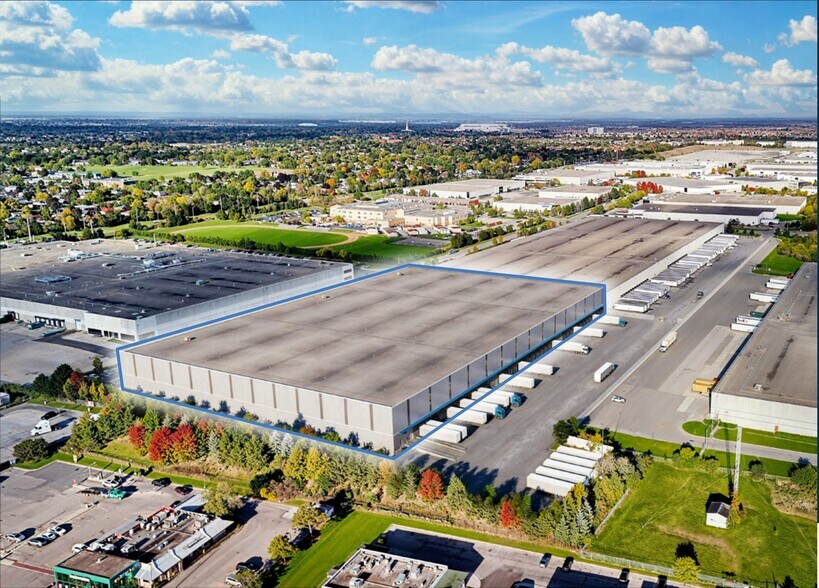 More Photos Of 2 Bramkay St, Brampton Warehouse For Lease