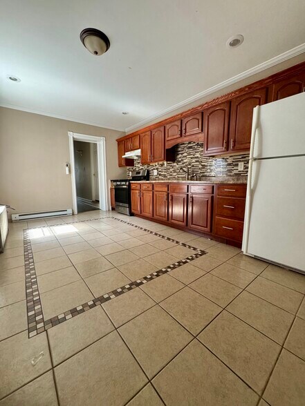 More Photos Of 443 N 7th St, Allentown Storefront Retail Residential For Sale