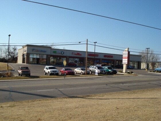 More Photos Of 2401-N Summit Ave, Arkansas City Unknown For Lease