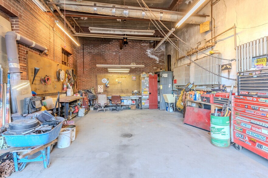 More Photos Of 359 W Tilghman St, Allentown Warehouse For Sale