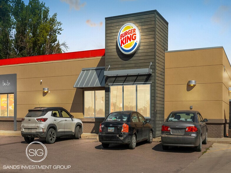 Primary Photo Of 908 6th Ave SE, Aberdeen Fast Food For Sale