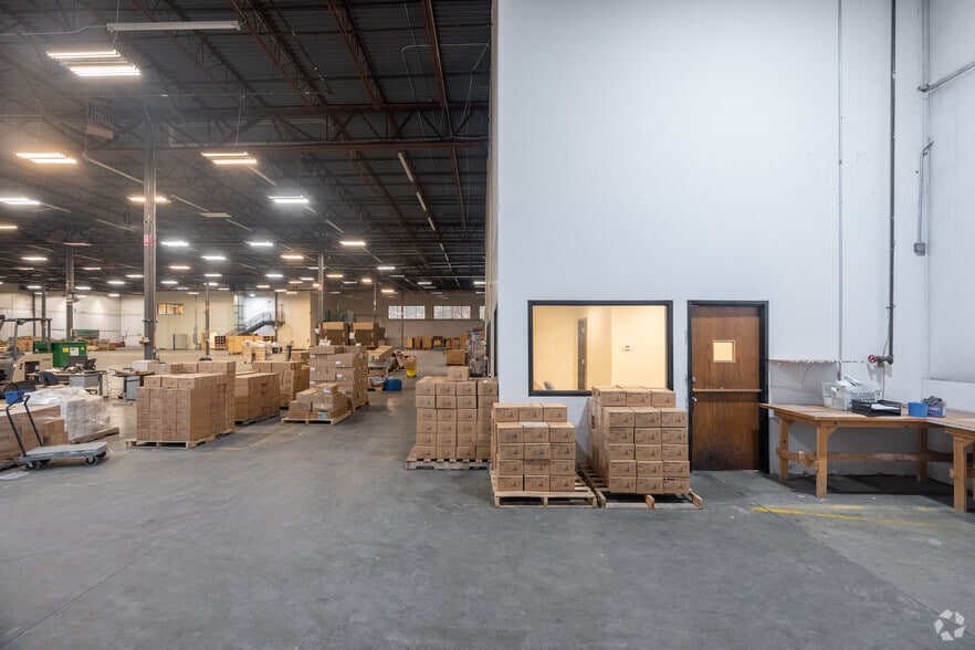 More Photos Of 401 E 124th Ave, Thornton Industrial For Sale