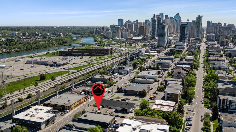 More Photos Of 1909 10th Ave SW, Calgary Office For Sale