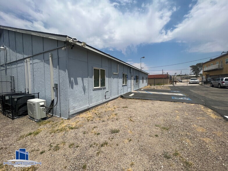 More Photos Of 610 E Main St, Barstow Office For Sale