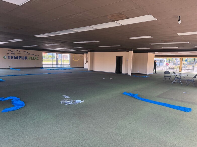 More Photos Of 180 Imperial Hwy, Fullerton Freestanding For Lease