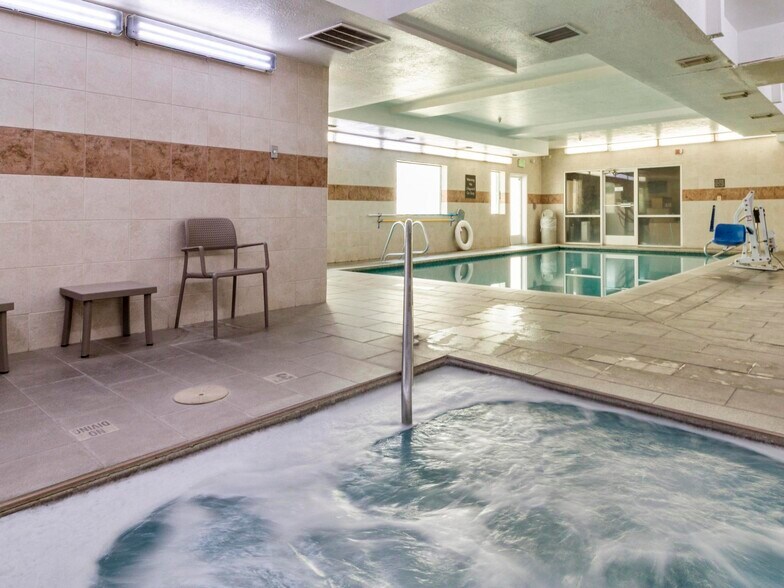 More Photos Of 2970 Idaho St, Elko Hotel For Sale