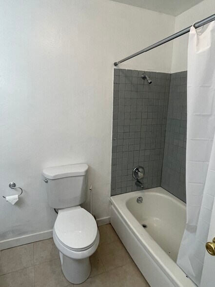 More Photos Of 2643 Furmint Way, Rancho Cordova Apartments For Sale