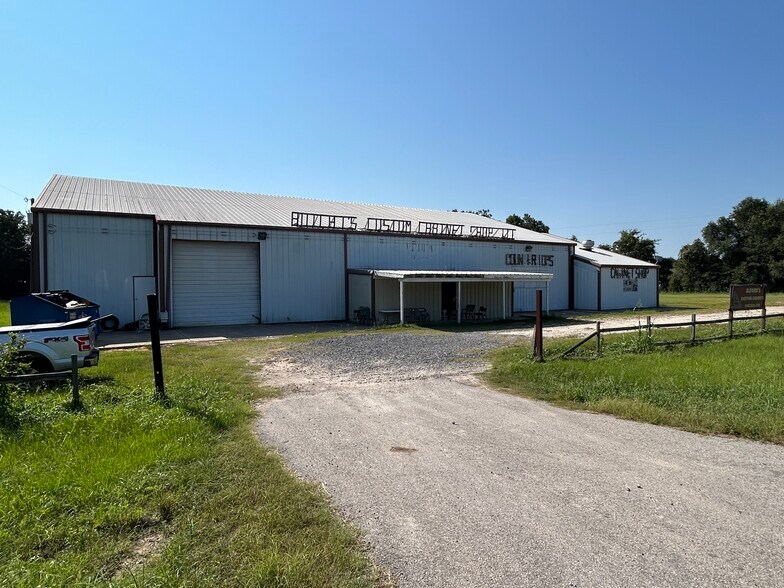 More Photos Of 10411 S US Highway 79, Palestine Warehouse For Sale