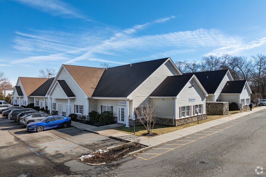 More Photos Of 792 Harrison Ave, Riverhead Medical For Sale