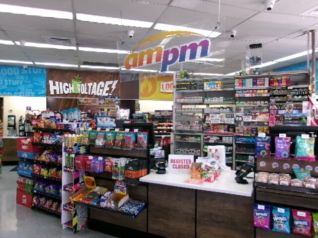 More Photos Of 4380 Spring Mountain Rd, Las Vegas Service Station For Sale