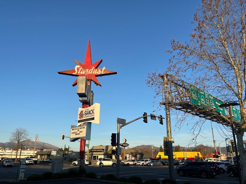 More Photos Of 1211 Market Street St, Redding Land For Lease