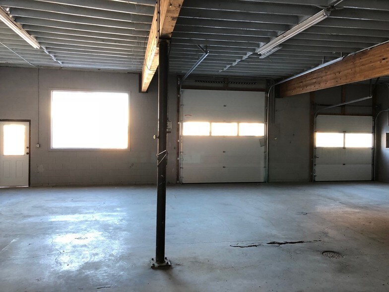 More Photos Of 780 Warm Springs Rd, Ketchum Warehouse For Sale