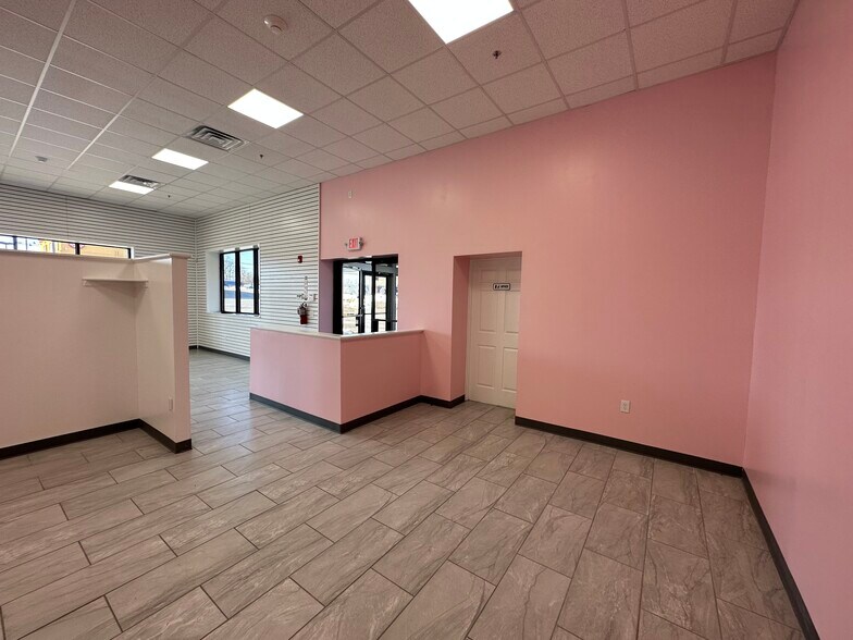 More Photos Of 1020-1060 E Ridge Rd, Rochester General Retail For Sale