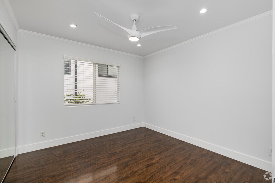 More Photos Of 6337 Primrose Ave, Los Angeles Apartments For Sale