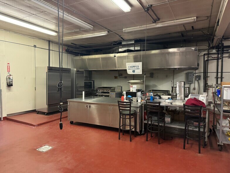 More Photos Of 2700-2730 W Barberry Pl, Denver Industrial For Sale