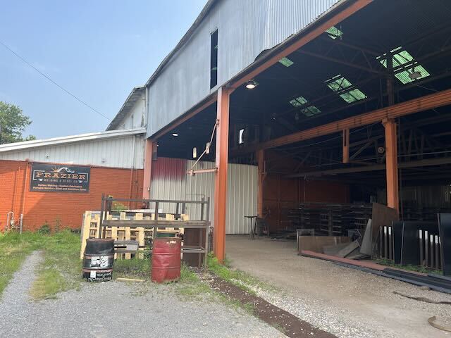 More Photos Of 917 Cooper St, Knoxville Manufacturing For Sale