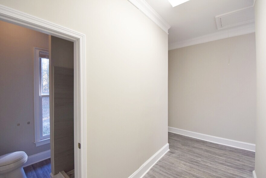 More Photos Of 109 N 85 Pky, Fayetteville Office For Lease