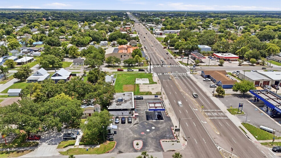 More Photos Of 718 13th St, Saint Cloud Convenience Store For Sale