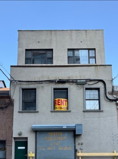 More Photos Of 3 Whale Sq, Brooklyn Warehouse For Lease