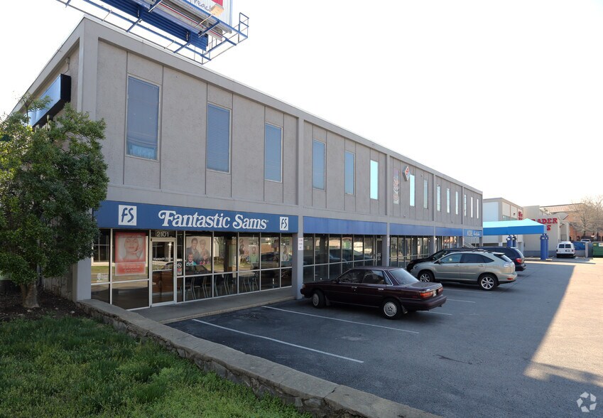 More Photos Of 2109 Abbott Martin Rd, Nashville Unknown For Lease