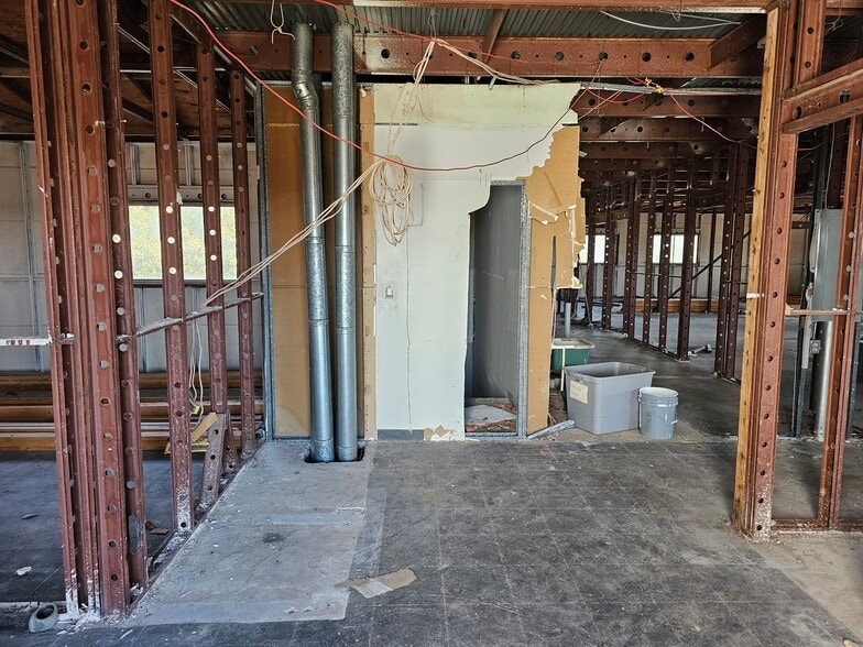 More Photos Of 8222 Wurzbach Rd, San Antonio Medical For Sale