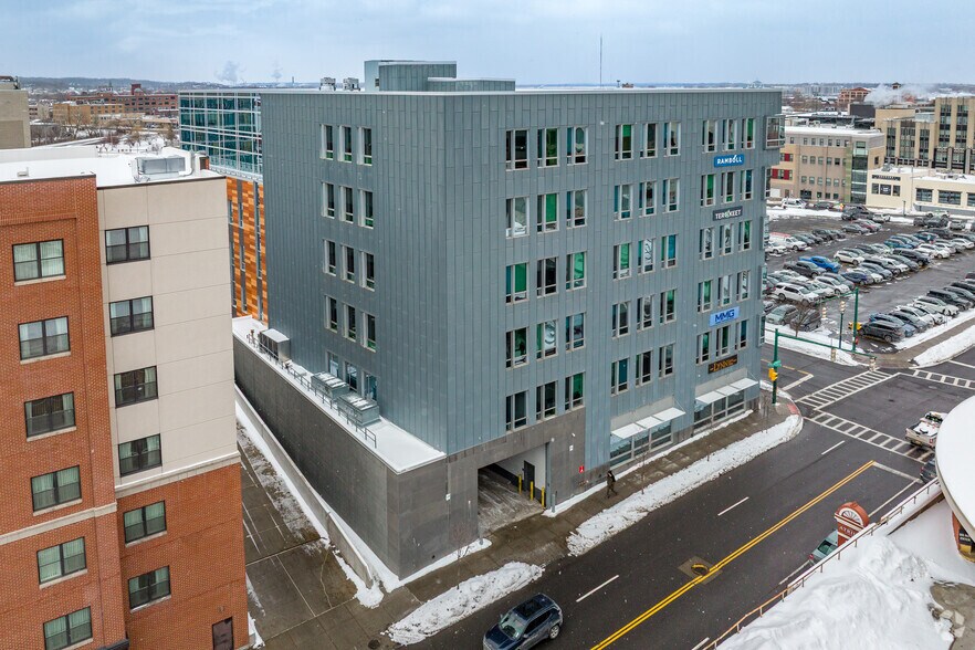 More Photos Of 333 W Washington St, Syracuse Office For Lease