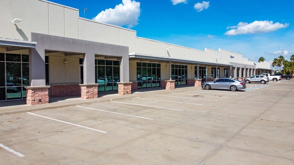 More Photos Of 5000 W Military Hwy, McAllen Light Distribution For Lease