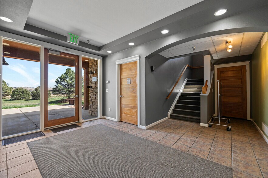 More Photos Of 7102 La Vista Pl, Niwot Medical For Sale