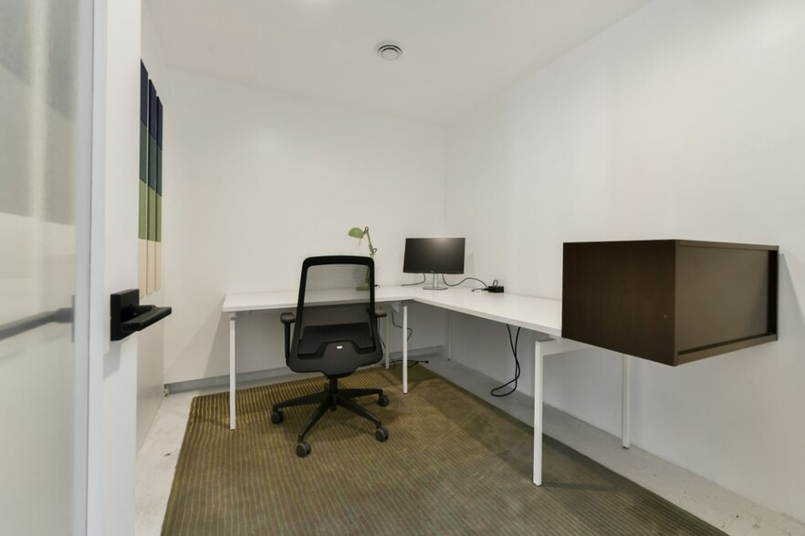 More Photos Of 555 E 2nd St, South Boston Loft Creative Space For Lease