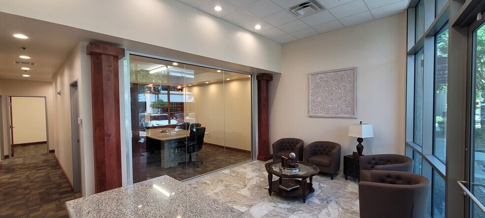 More Photos Of 5700 W Chandler Blvd, Chandler Coworking Space