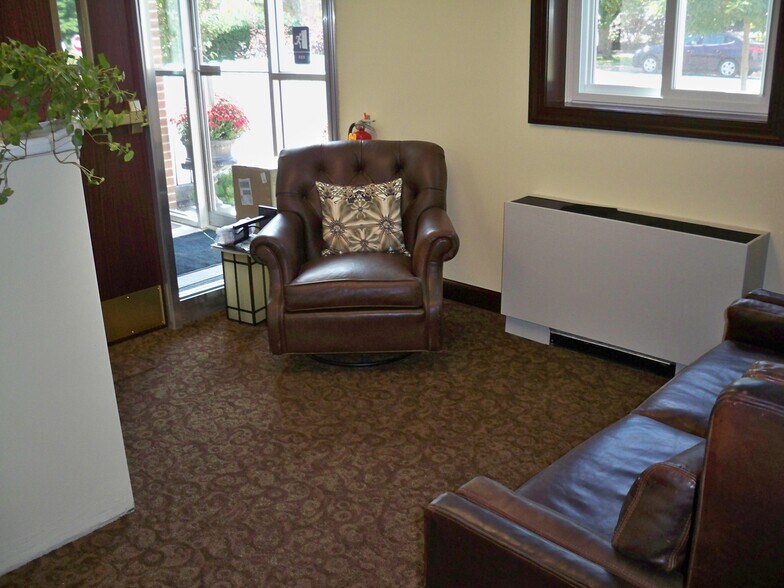 More Photos Of 1402 S Atherton St, State College Office For Lease