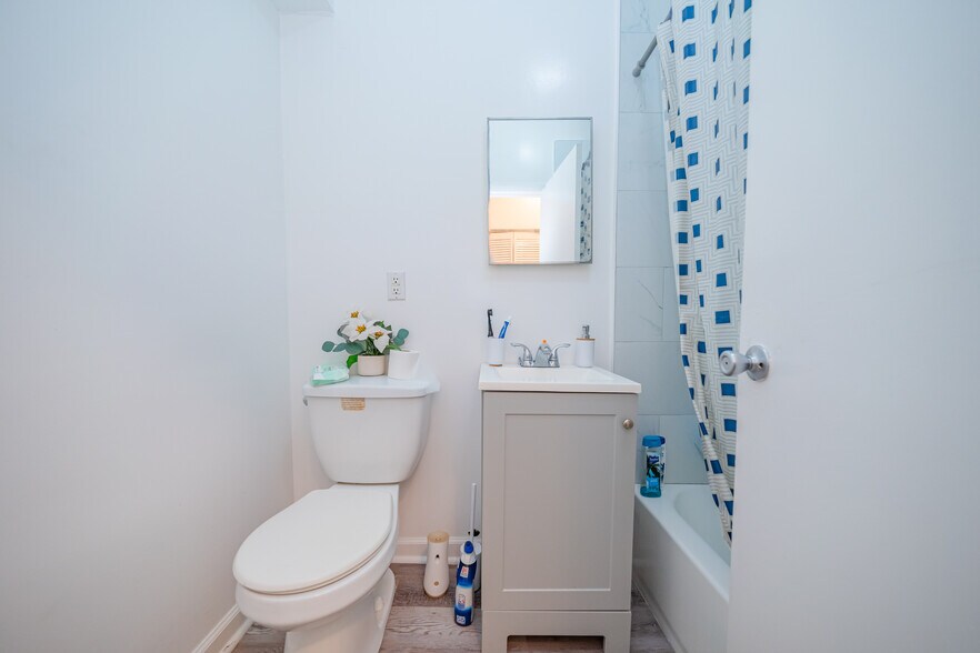 More Photos Of 1274 W Flagler St, Miami Apartments For Sale