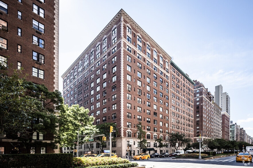 Primary Photo Of 1111 Park Ave, New York Apartments For Sale