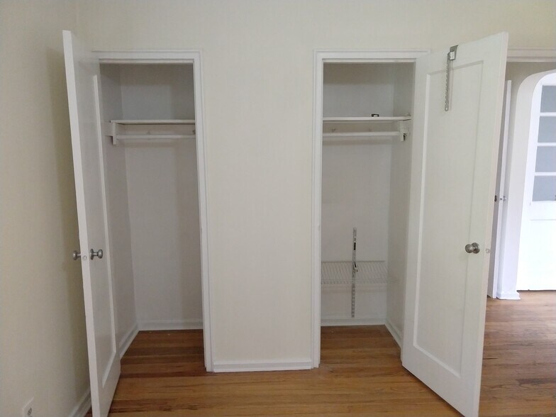 More Photos Of 94 Spruce St, Yonkers Apartments For Sale