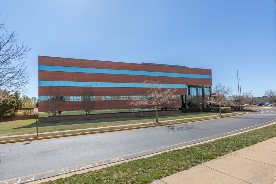 More Photos Of 10304 Spotsylvania Ave, Fredericksburg Office For Lease