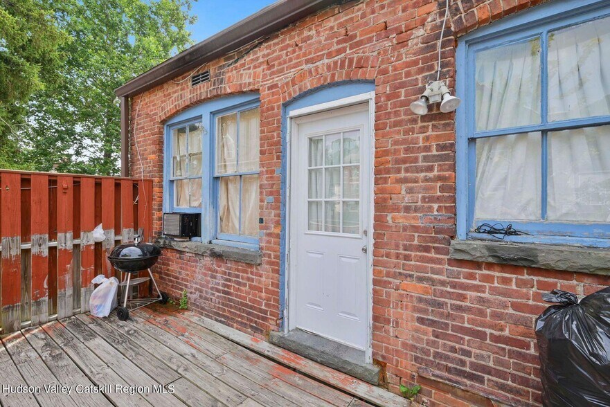 More Photos Of 97 Abeel St, Kingston Storefront Retail Residential For Sale