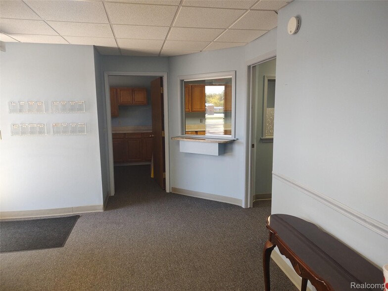 More Photos Of 5154 Miller Rd, Flint Medical For Sale