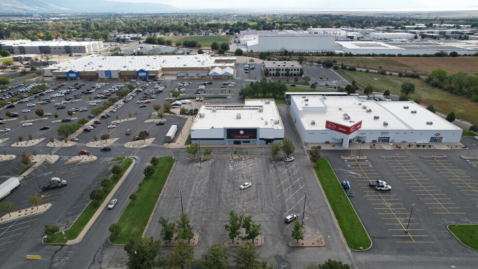 More Photos Of 859 W Hill Field Rd, Layton Freestanding For Sale