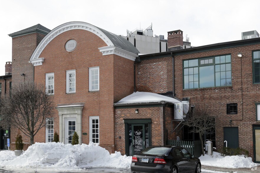 More Photos Of 1 Marshall St, Norwalk Office For Lease