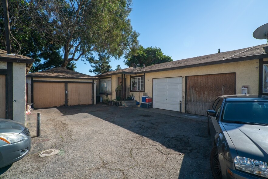 More Photos Of 431 S Susan St, Santa Ana Multifamily For Sale