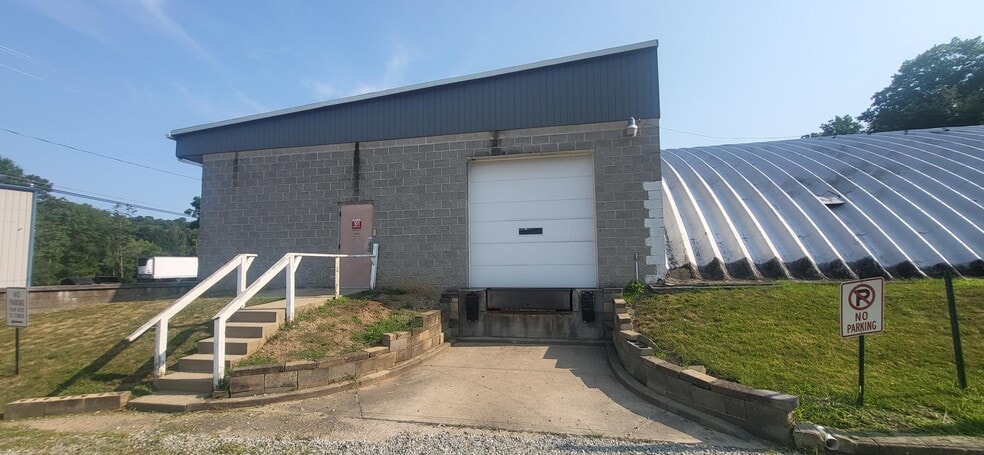 More Photos Of 101 Terence Dr, Pleasant Hills Industrial For Lease