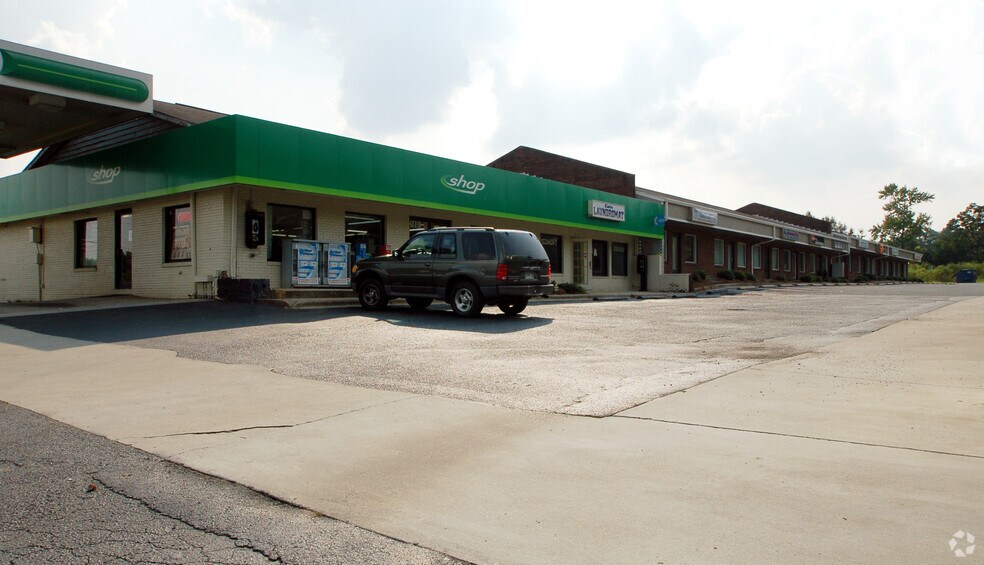 More Photos Of 103 Wilkes Dr, Monroe General Retail For Lease