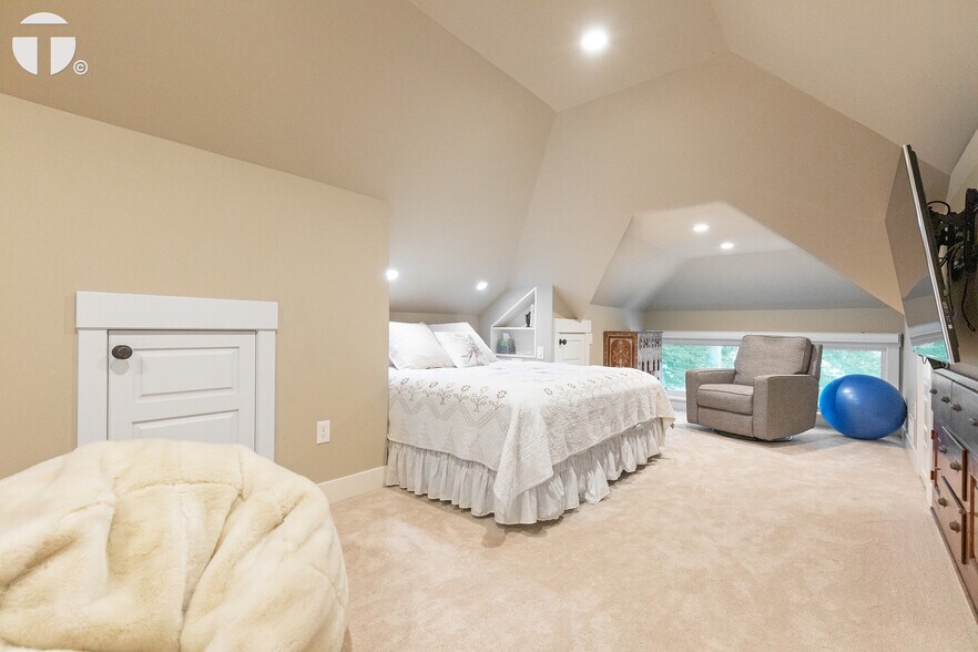 More Photos Of 2220 Capitol Ave, Sacramento Apartments For Sale